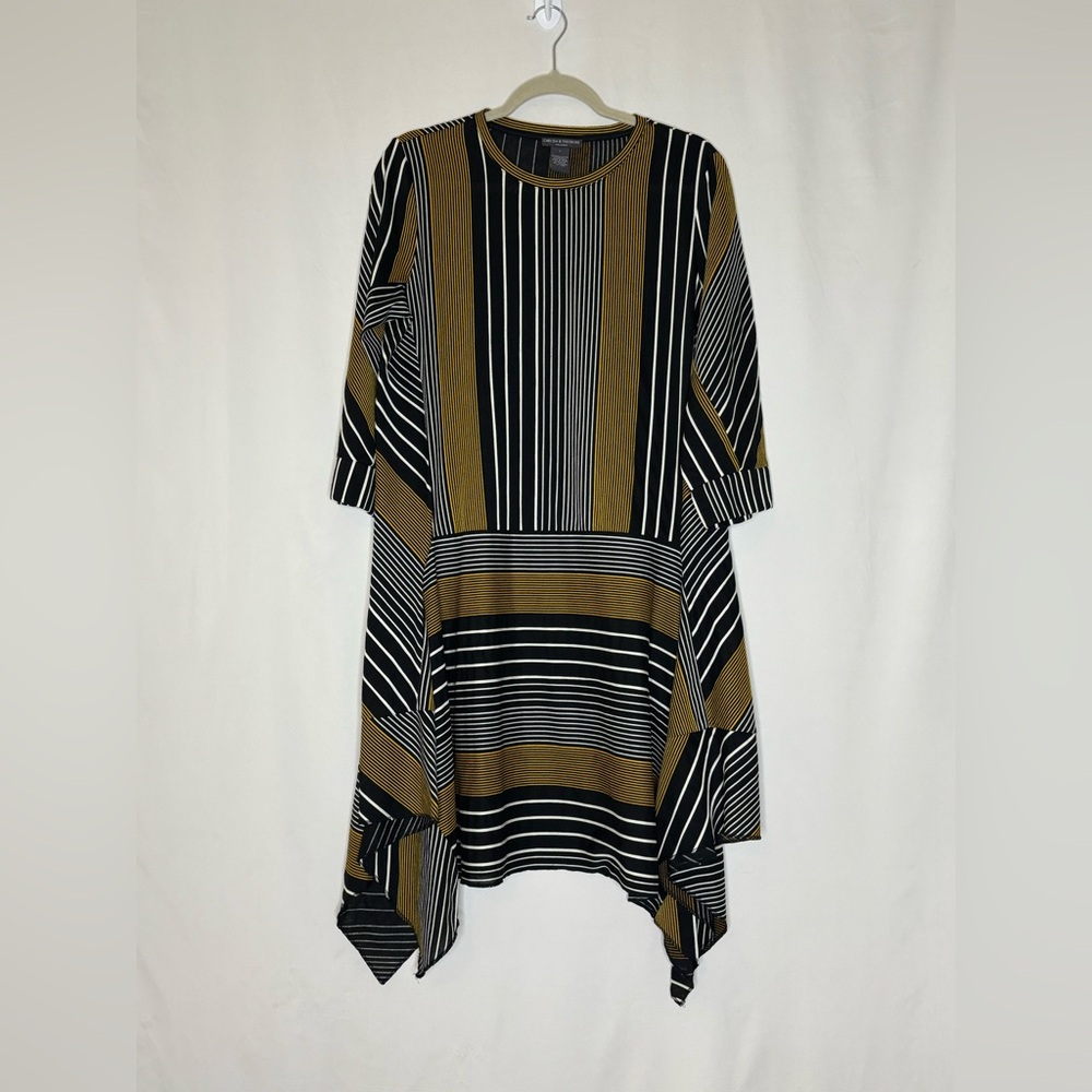 Chelsea & Theodore Black and Gold Asymmetrical Dress